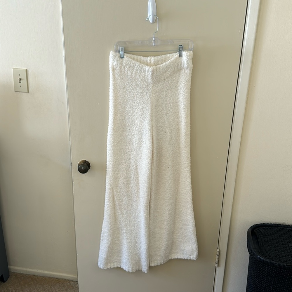 Skims cozy collection pants!